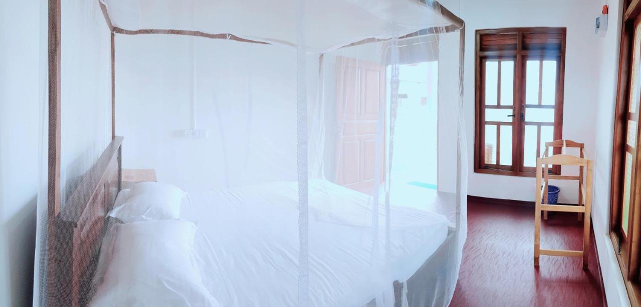 Exotic Beach Hotel Аругам Экстерьер фото